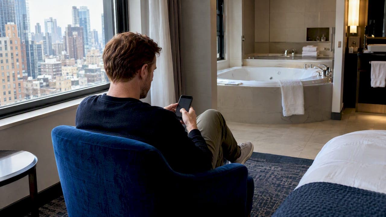 Jacuzzi Room Prices in New York: What You'll Really Pay